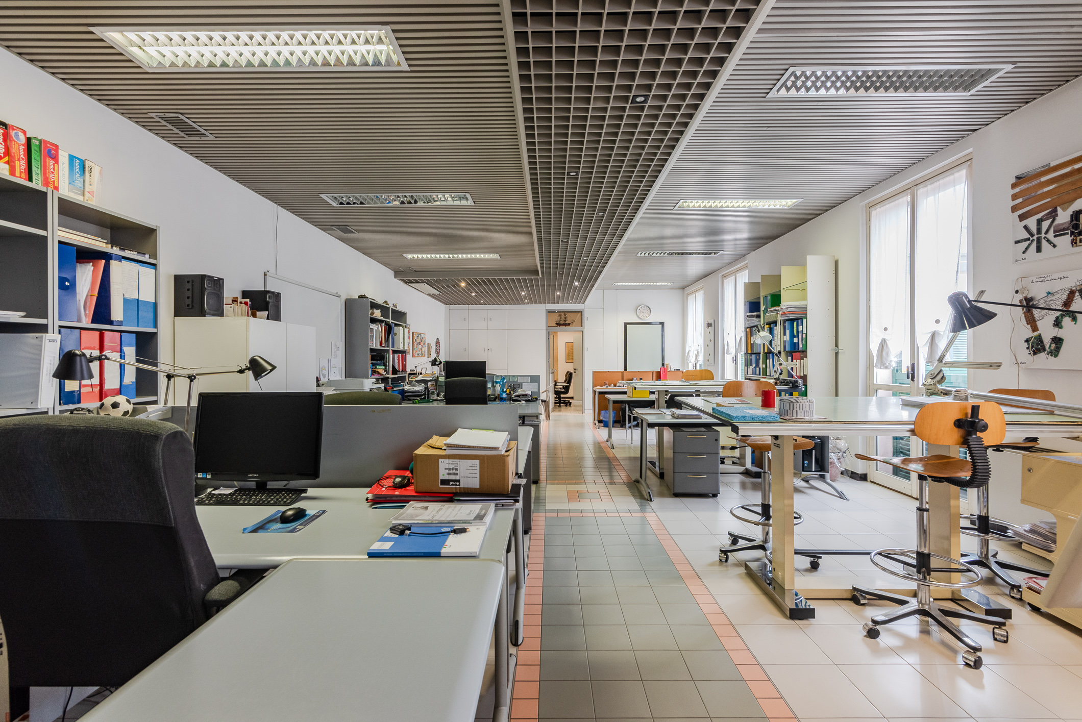 Salone con lucernari